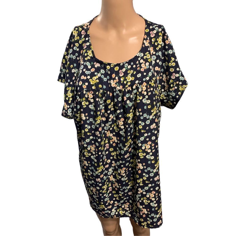BEAUTIFUL WOMEN FLORAL CHICSOUL Top ,MULTICOLORED size 1X GOOD CONDITION